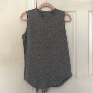 lululemon brunswick tank in heathered grey